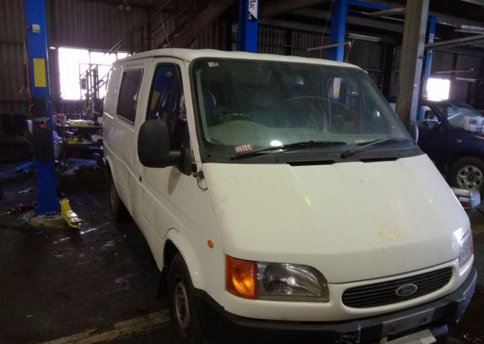 Разбор на запчасти Ford Transit 1994-2000