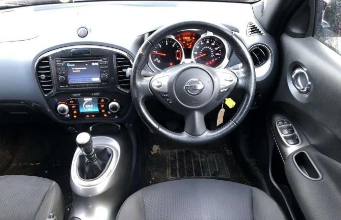 Nissan Juke 2013 г по запчастям