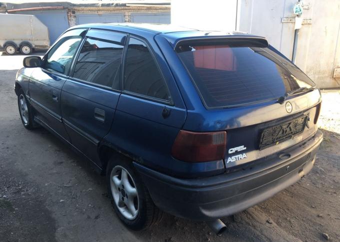 По запчастям Opel Astra F