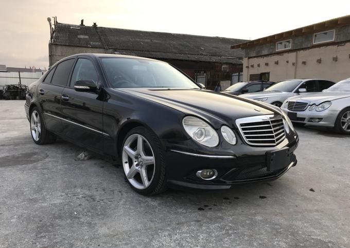 Разбор Мерседес Mercedes W211 запчасти M272 3.0 8г