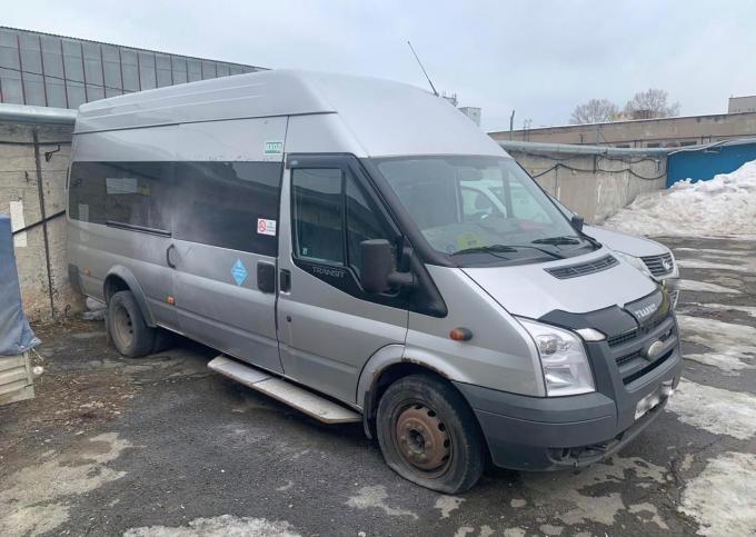 Ford Transit 2.4 H9FB 140 л.с. МКПП серебро