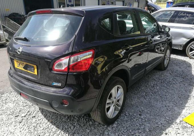 Nissan Qashqai 2010 г на запчасти