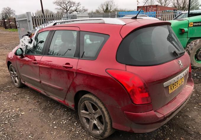 Разбираю Пежо 308 св (Peugeot 308) SW