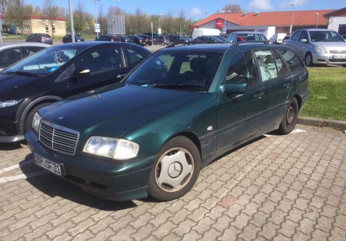 На разборку MB W202 C220, из германии