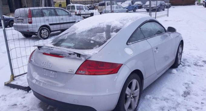 Audi TT 8J 2012 по запчастям