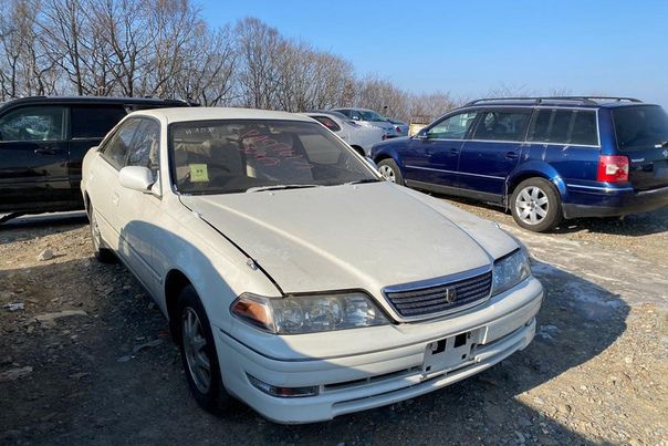 Toyota mark 2