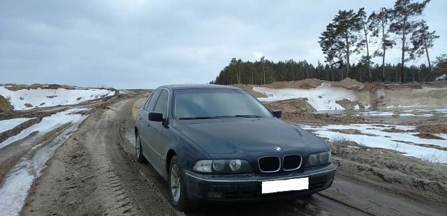 Разбор BMW 5 2.5мех. дизель