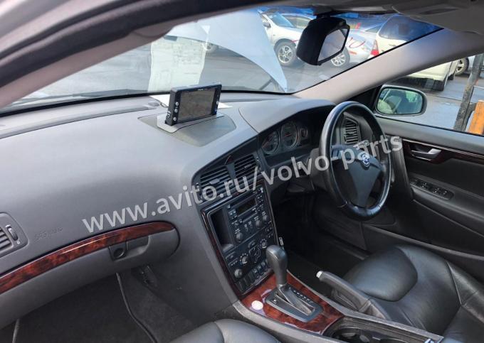 Volvo S60 2.4 2006 год Из Японии прибыла в разбор