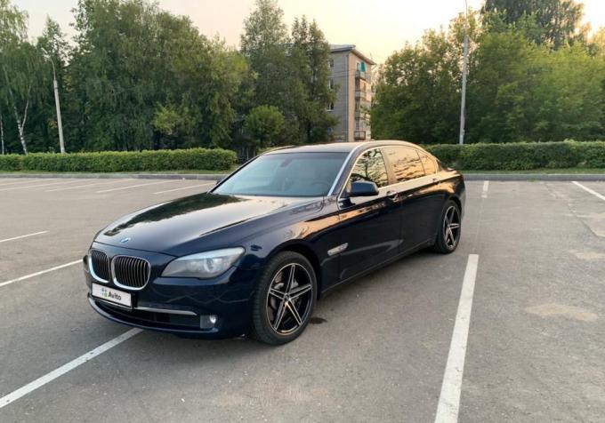 BMW 7 серия, 2011