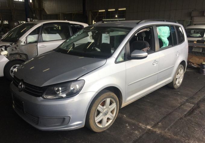 Volkswagen Touran 1.4T разборка