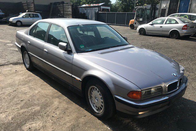 Разбор на запчасти BMW 7 E38 1994-2001