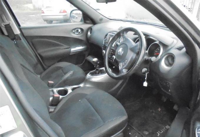 Nissan Juke 2010 в разбор