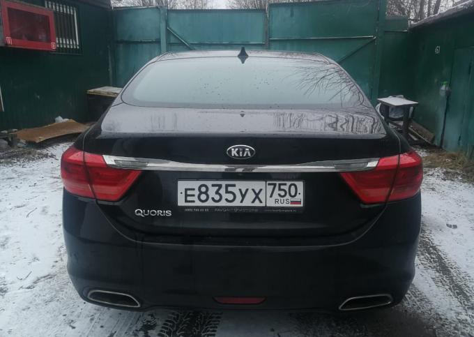 Kia Quoris Черный 2013 года в разборе