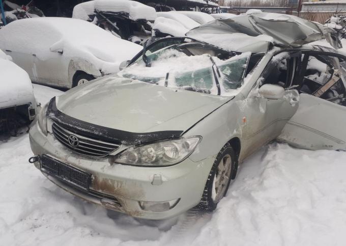 Комплект запчастей Toyota Camry, 2005 год