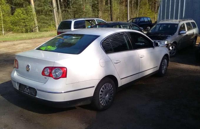 Volkswagen Passat B5+ 2004 г на запчасти