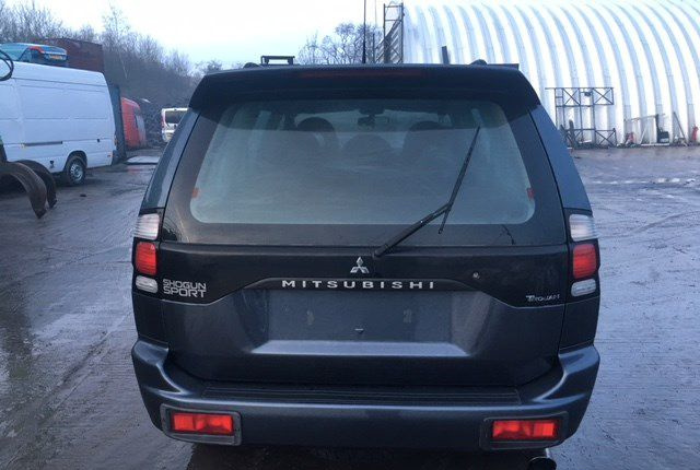 Разбор на запчасти Mitsubishi Montero Sport