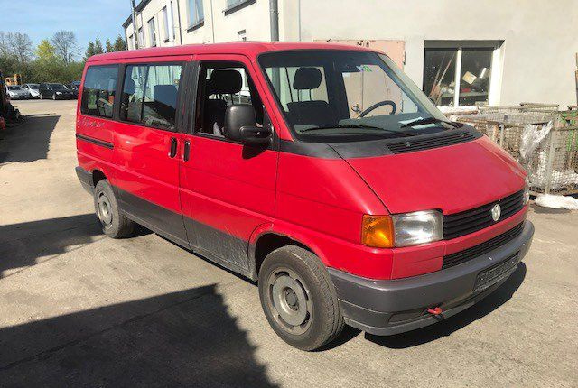 Разбор на запчасти Volkswagen Transporter 4 1991-2