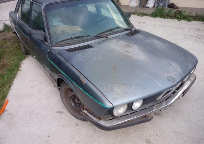 Запчасти BMW 5 E28 2.0 M20B20