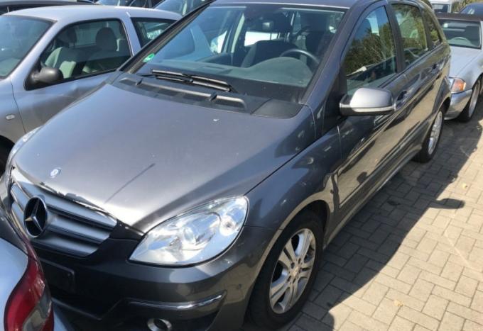 Mercedes-Benz B W245 2010г, на запчасти