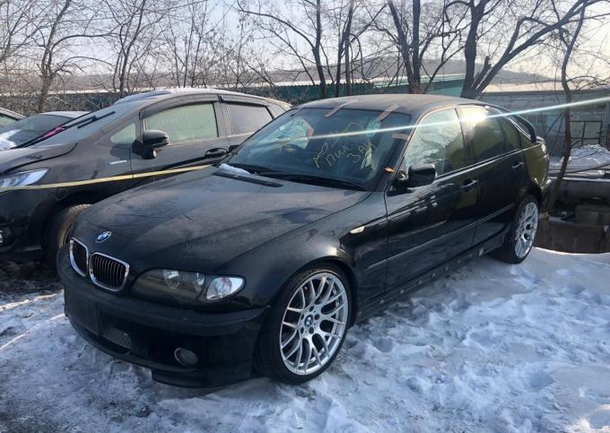 В разборе BMW 3 e46 бмв 3 е46