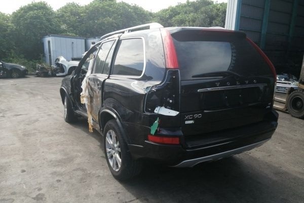 Volvo XC90 3.2 c пробегом 70ткм B6324S5