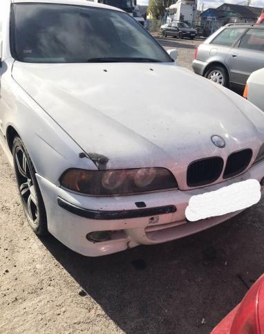 Автомобиль на запчасти BMW e39 M54B25 АКПП 1996