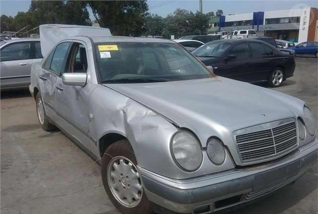 Разбор на запчасти Mercedes E W210 1995-2002