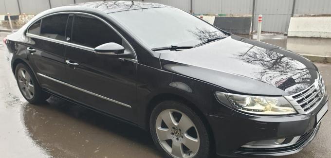 В разборе Volkswagen Passat CC