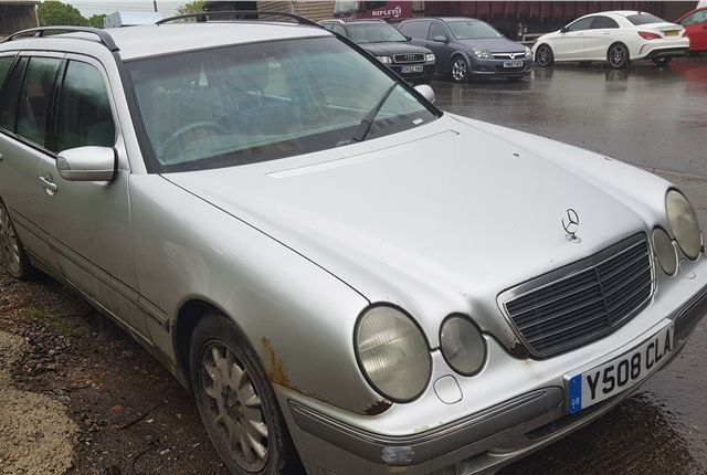 Разбор на запчасти Mercedes E W210