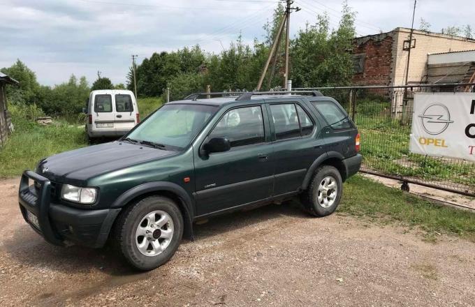 Opel Frontera B 2.2 D 2000 г на запчасти