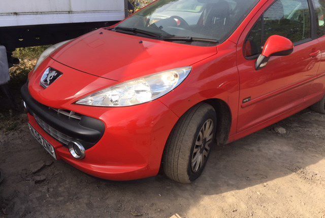 Разбор на запчасти Peugeot 207