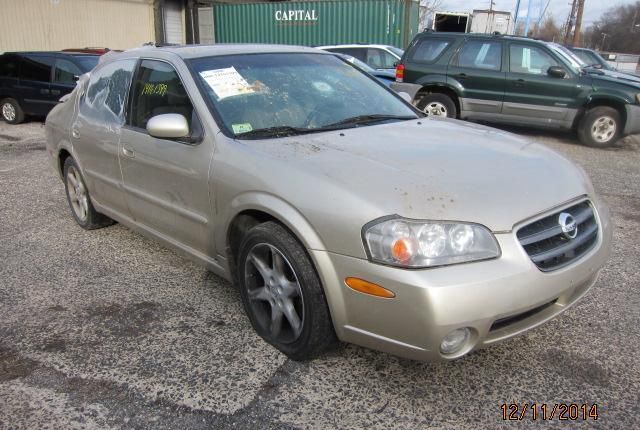 Разбор на запчасти Nissan Maxima A33 2000-2003