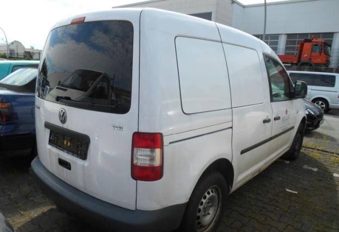 Volkswagen Caddy 2006 г на запчасти