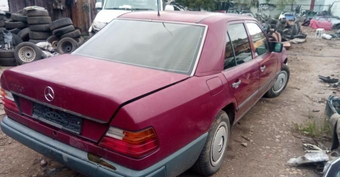 Мерседес е230 / Mercedes w124