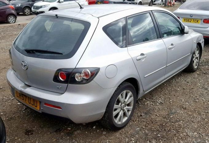 Разбирается Mazda 3 BK 2007 1.6 АКПП Хетчбек