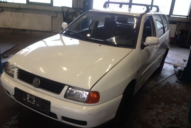 Разбор на запчасти Volkswagen Polo 1994-1999