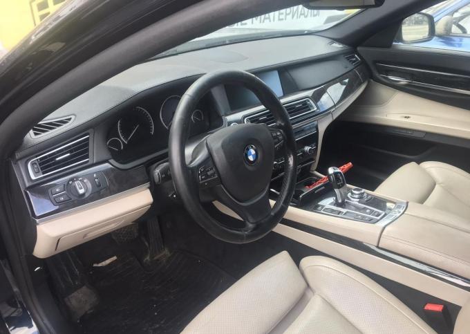 BMW 7 серия, 2011