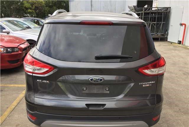 Разбор на запчасти Ford Kuga