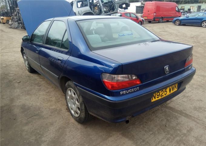 Разбор на запчасти Peugeot 406