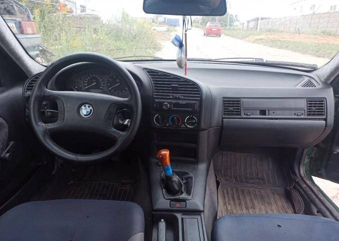 Разбор BMW 316i (E36) 1.6 МКПП