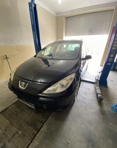 Peugeot 307 sw 2006 универсал на запчасти