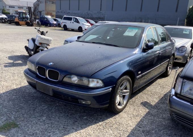 Bmw 528i E39 по запчастям бмв Е39 двс M52B28