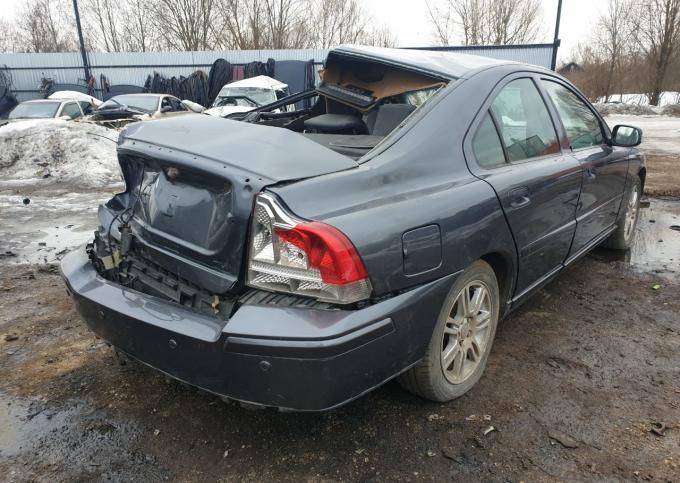 Volvo S60 2.4b5244s АКПП 170л.с. 2008г разборка