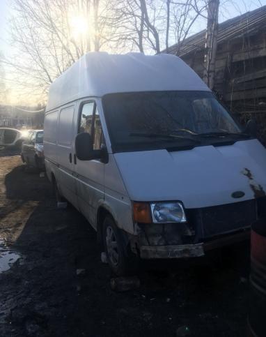 В разборе Ford transit