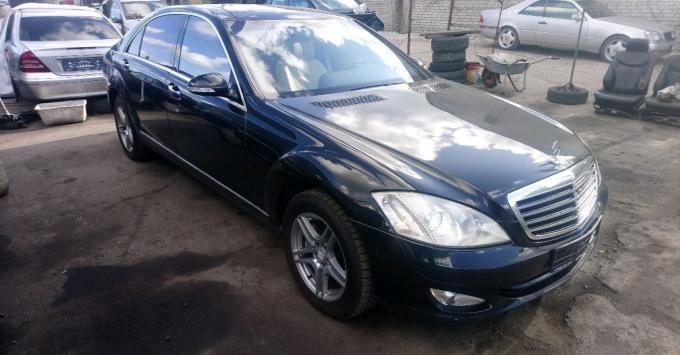 Продам по запчастям мерседес W221 S450