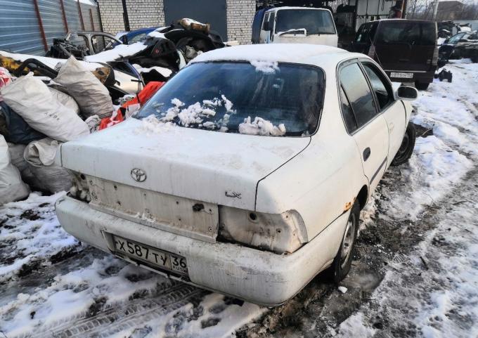 Разбор toyota corolla 100 101