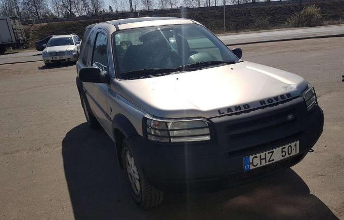 Land Rover Freelander 2003г на запчасти