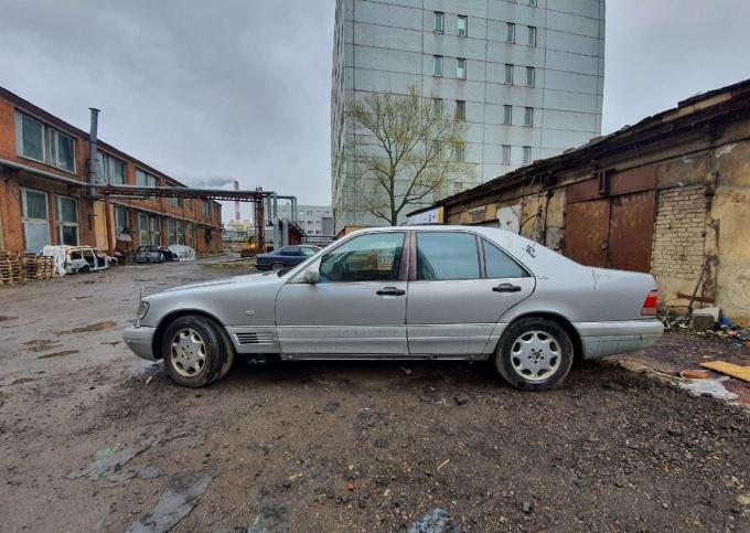 В разбор Mercedes W140 S320 короткий из Японии