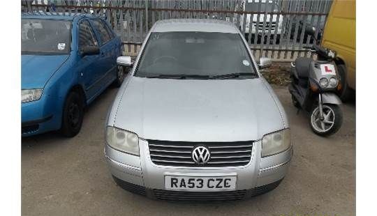 Разбор на запчасти Volkswagen Passat 5 2000-2005