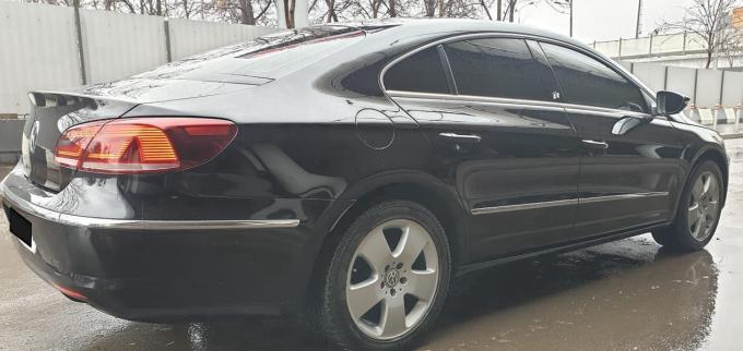 В разборе Volkswagen Passat CC